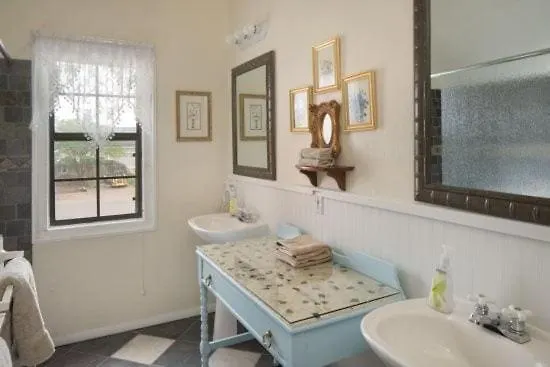 Secluded Retreat Pines Peace Privacy Holiday home Williams