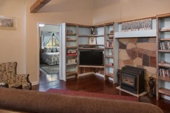 Secluded Retreat Pines Peace Privacy *