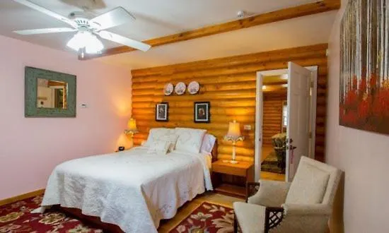 Holiday home Secluded Retreat Pines Peace Privacy *