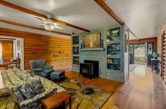 Secluded Retreat Pines Peace Privacy Holiday home Williams