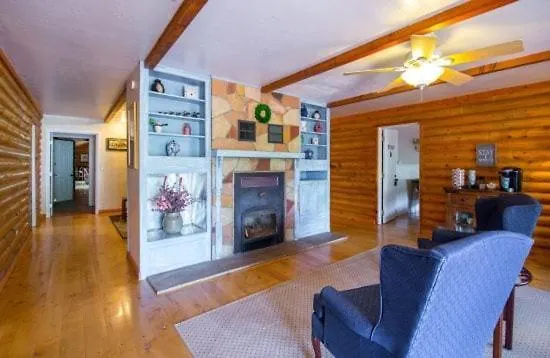 Holiday home Secluded Retreat Pines Peace Privacy *